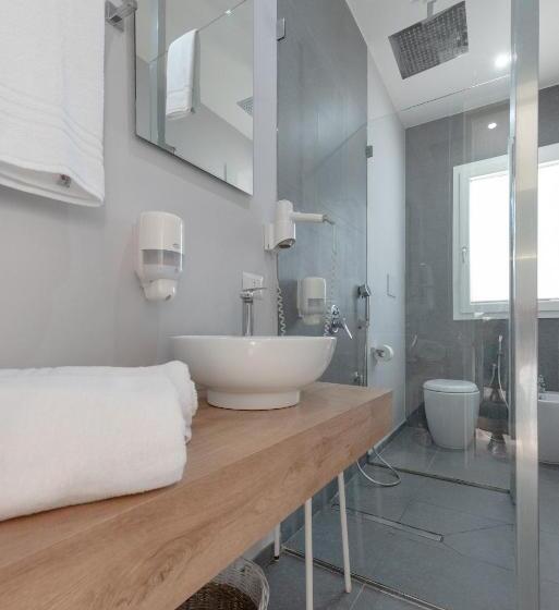 اتاق استاندارد, Le Grancìe