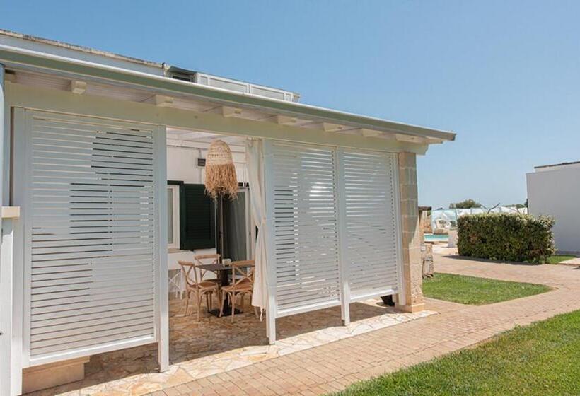 استودیو استاندارد با چشم‌انداز استخر, Le Grancìe