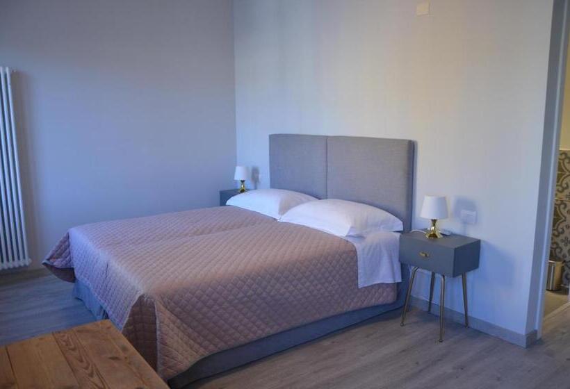 スーペリアールーム, Dimora 16 Rooms & Garden