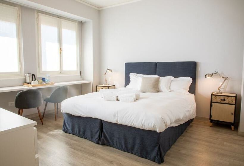 ジュニアスイート, Dimora 16 Rooms & Garden