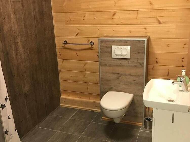 اتاق استاندارد, Gladheimar Guest House