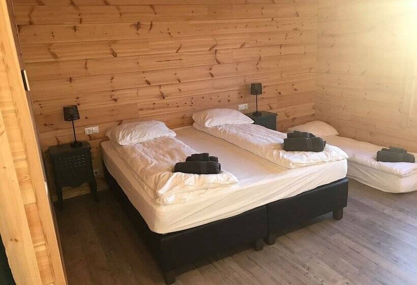 اتاق استاندارد, Gladheimar Guest House