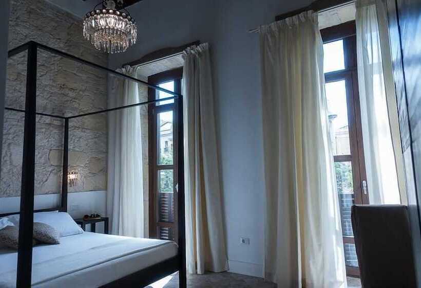 اتاق لوکس با چشمانداز شهر, La Residenza Sul Largo