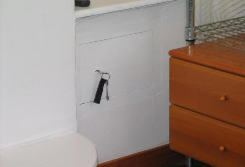 سوییت خانوادگی, L'isola Di Gaia