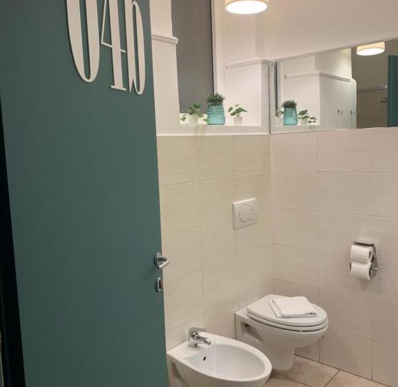 غرفة قياسية, Mama