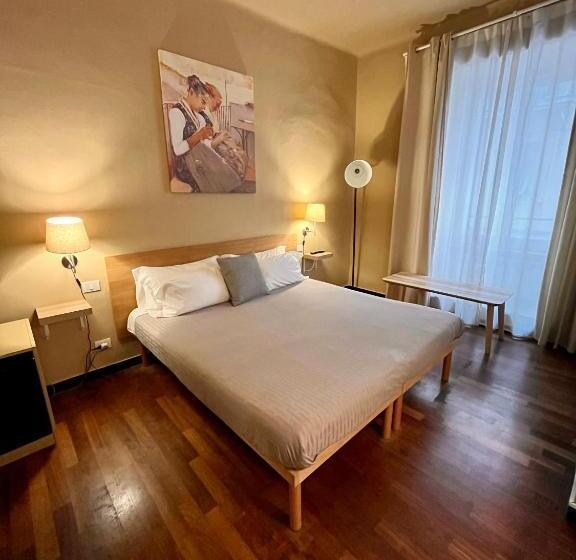 غرفة قياسية, Mama