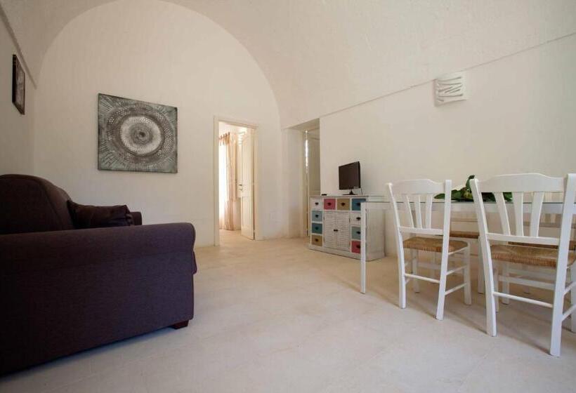 Escritório Estándar, Santa Marina Masseria Del Salento