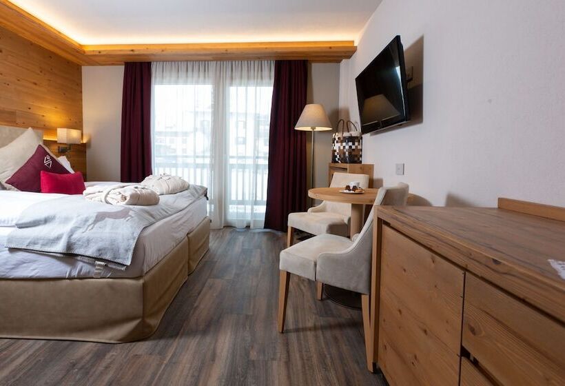 수피리어 트리플 룸, Mont Chalet Nevada   Hotel & Spa