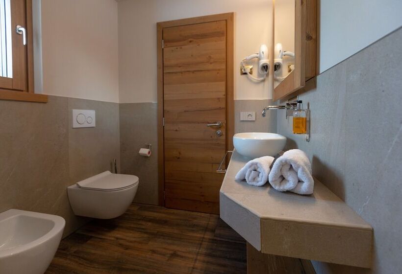 اتاق سوپریور سه تخته, Mont Chalet Nevada   Hotel & Spa