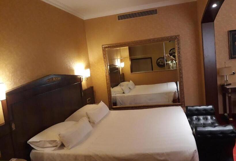 Люкс, Motel Luna