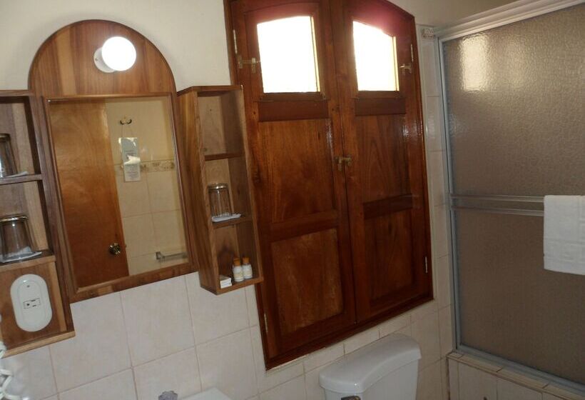 패밀리 룸, Austria