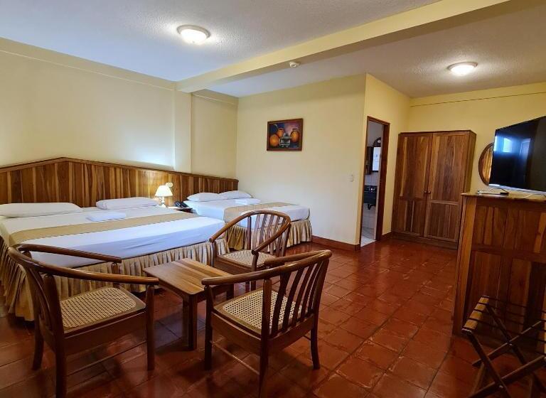 주니어 스위트, Austria