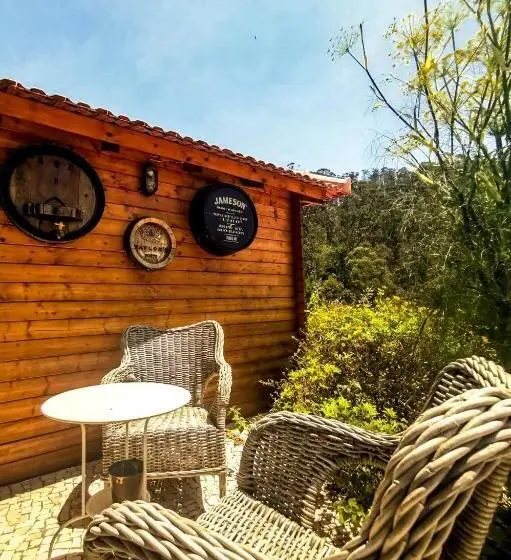 Talo 1 Makuuhuone, Casas Maravilha Calheta