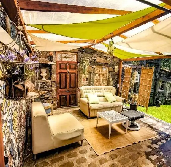 Talo 1 Makuuhuone, Casas Maravilha Calheta