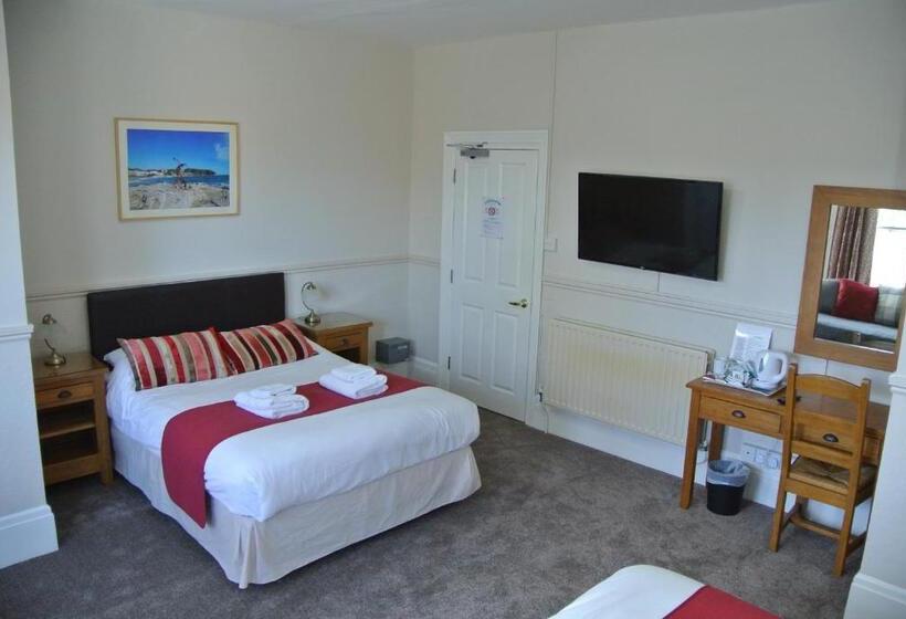 Семейный Номер, Fairlawns Guest House