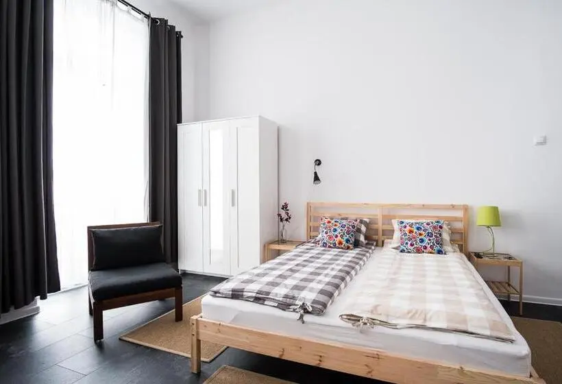 バルコニー付き1ベッドルームアパートメント, Hostel Likehome