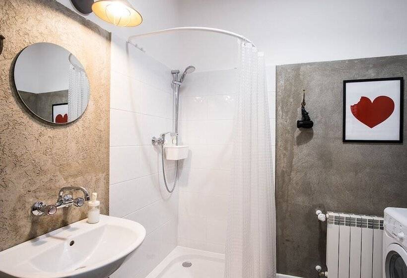 غرفة قياسية, Hostel Likehome