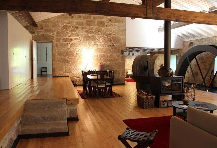 강 전망 스위트, Moinho Do ázere