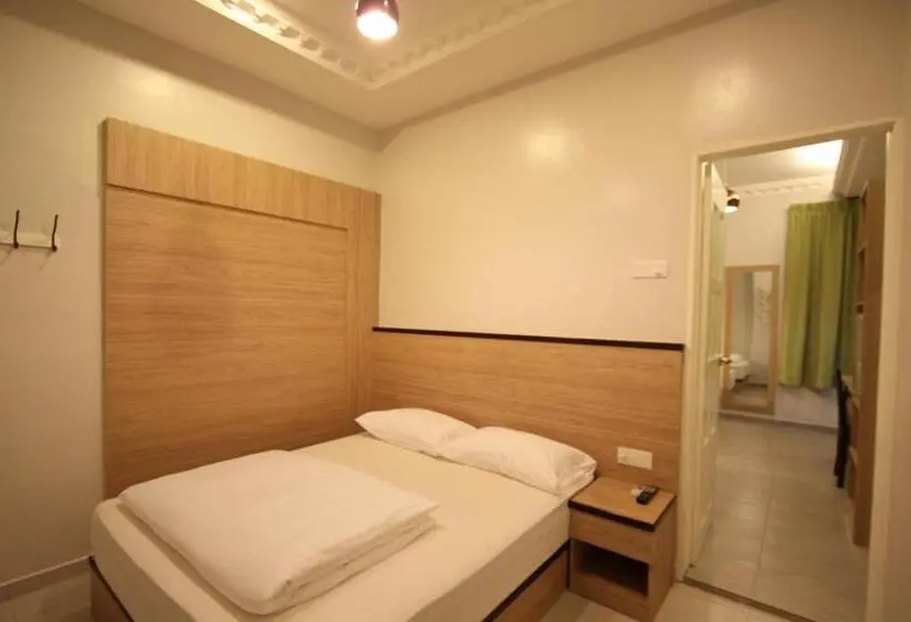 Perhehuone, Shamrock Guest House