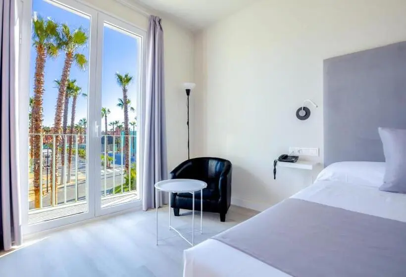 スタンダード４人部屋, On City Resort All Inclusive Prime