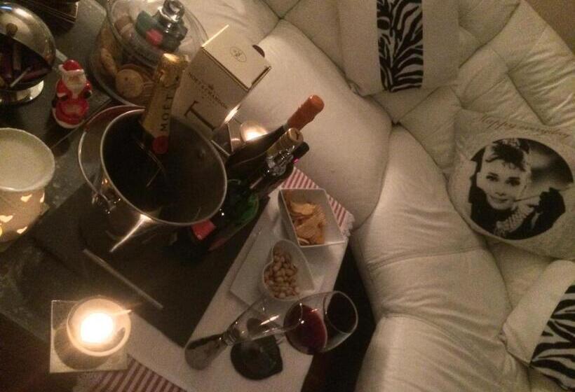 Номер Стандарт Совместная Ванная, Bianca S House Hotel Heathrow Airport