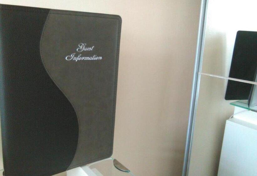 Номер Стандарт, Bianca S House Hotel Heathrow Airport