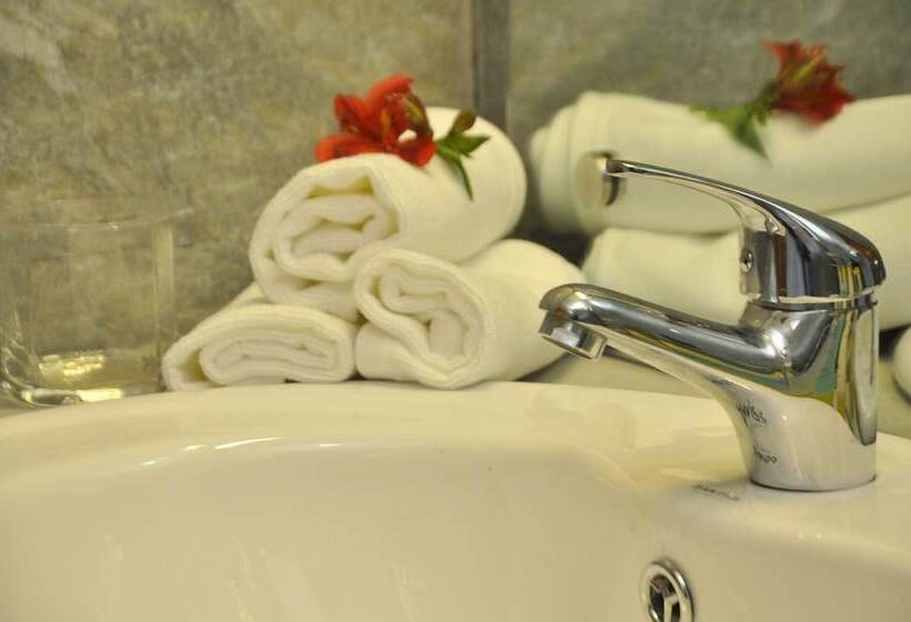 スタンダードシングルルーム, Camarin Residence