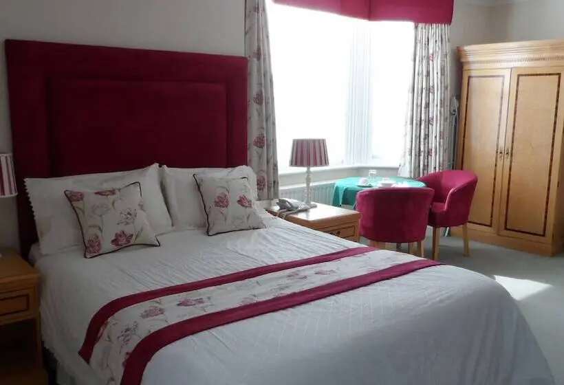 スタンダードルーム, Charles House   Windsor Castle