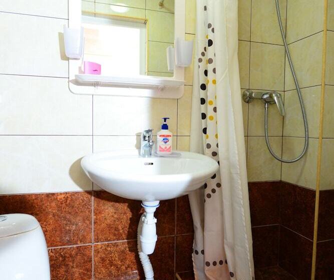 스탠다드 발코니 룸, Irena