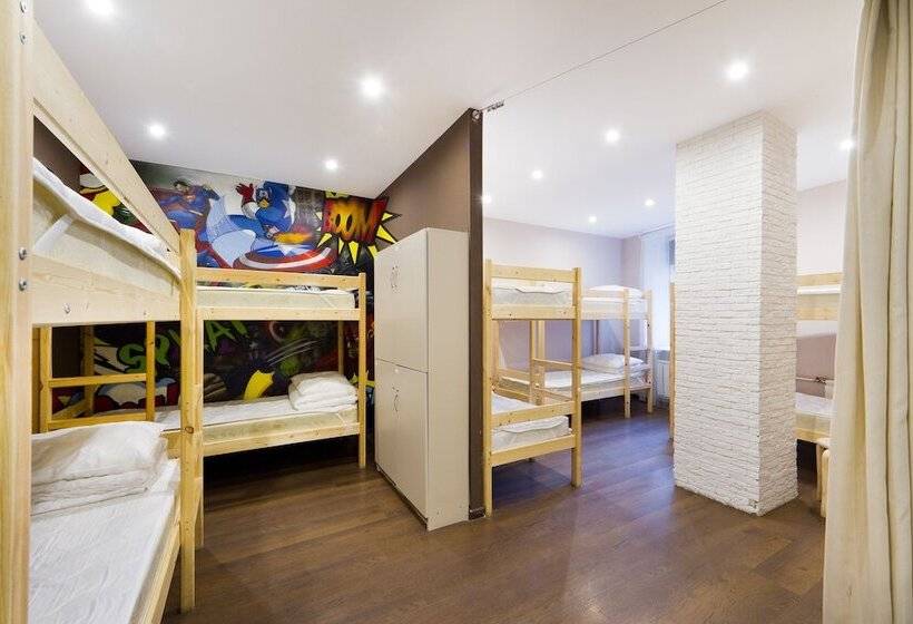 מיטה בחדר משותף, Karlov Most Hostel