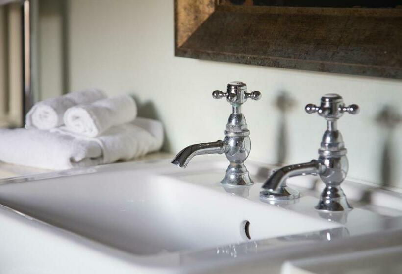 חדר סטנדרט, King John Inn