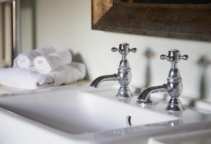 חדר קלאסי, King John Inn