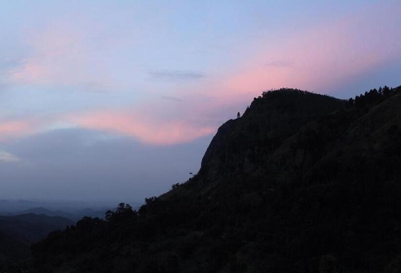 غرفة ديلوكس مزودة بشرفة, Pasan Guest