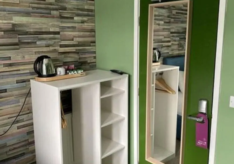 اتاق استاندارد یک نفره, Wisestay