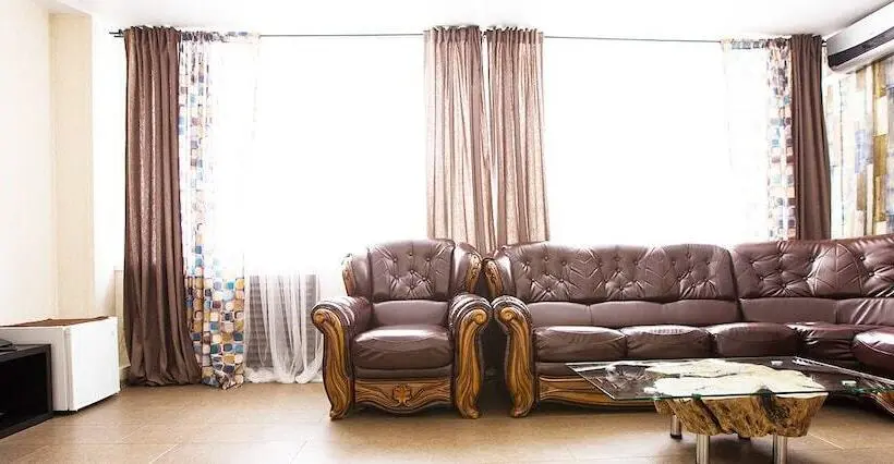 سوییت, Park Hotel Shishka