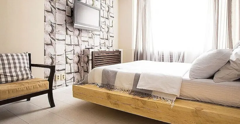 سوییت, Park Hotel Shishka