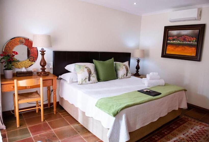 Family Suite, 37 On Charles