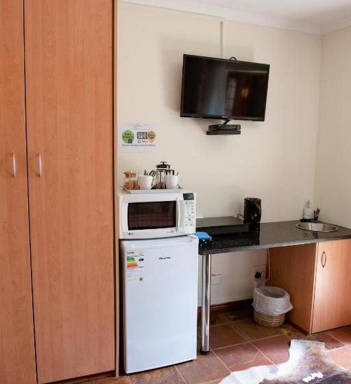 Family Suite, 37 On Charles