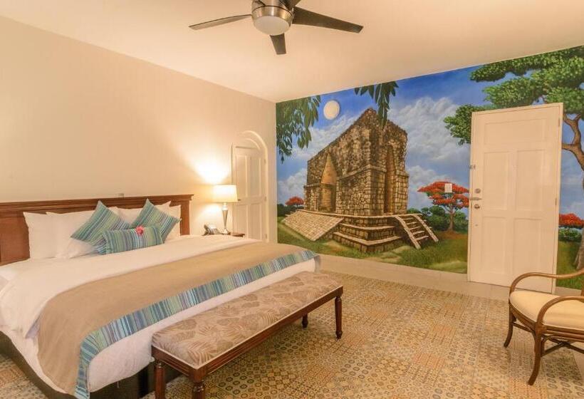 패밀리 스위트, Boutique Real San Juan Center