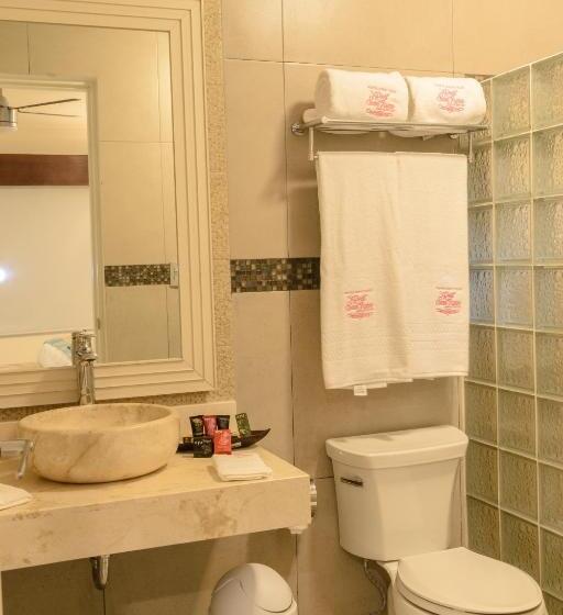 패밀리 스위트, Boutique Real San Juan Center