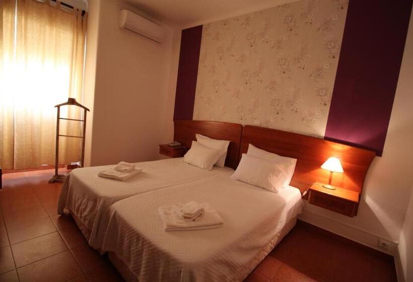 חדר סטנדרט, Dom Carlos I