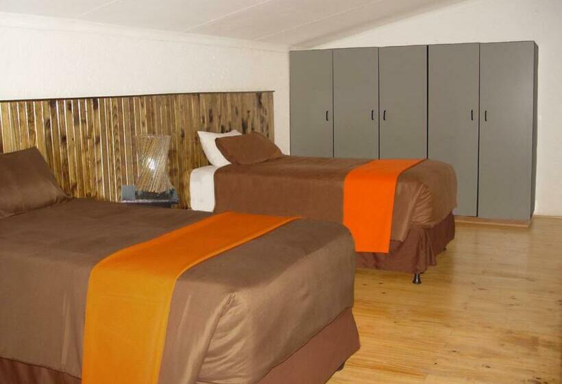 کلبه ییلاقی سوپریور یک خوابه, Esther's Lodge