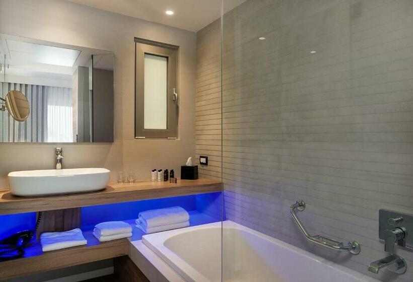 Люкс Боковой Вид на Море, Euphoria Resort  All Inclusive