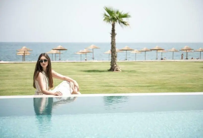Sviitti Sivuttainen Merinäkymä, Euphoria Resort  All Inclusive