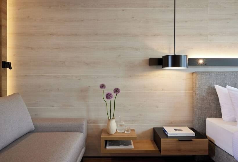 غرفة  كلاسيكية مطلة على حمام السباحة, Euphoria Resort  All Inclusive