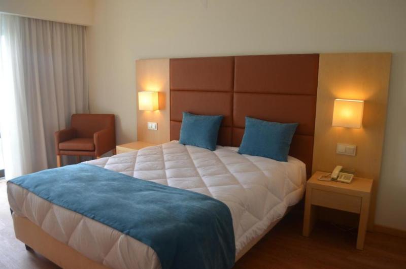 Номер Классический Вид на Бассейн, Euphoria Resort  All Inclusive