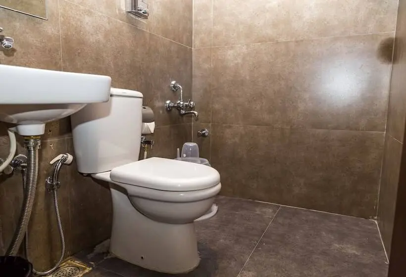 デラックスルーム, Fabhotel Astra Suites Hsr Main Road