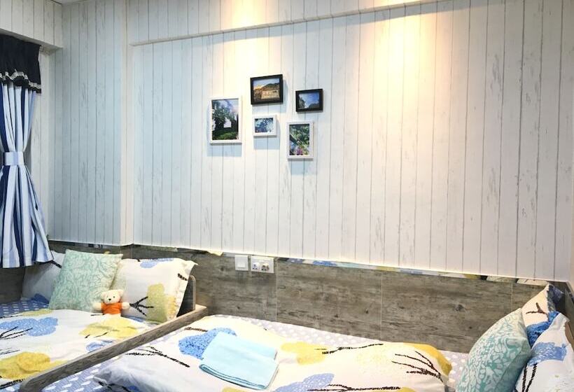 اتاق لوکس خانوادگی, Hong Kong Hostel