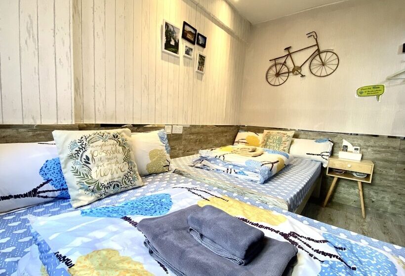 اتاق لوکس خانوادگی, Hong Kong Hostel
