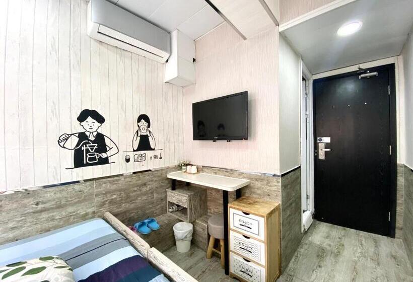 اتاق لوکس با چشم‌انداز شهر, Hong Kong Hostel